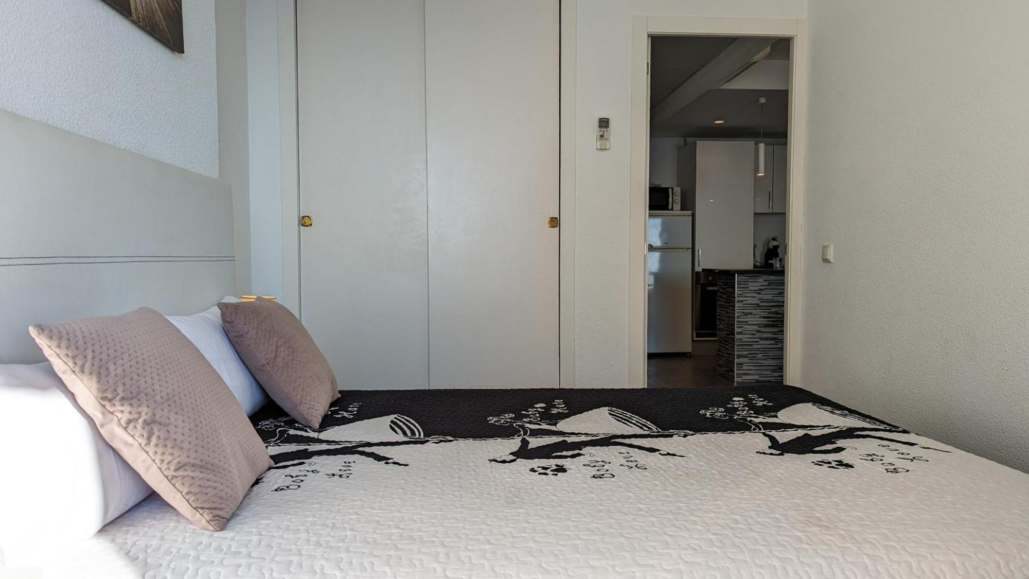 Tropic Mar Sea View Apartments Бенидорм Экстерьер фото
