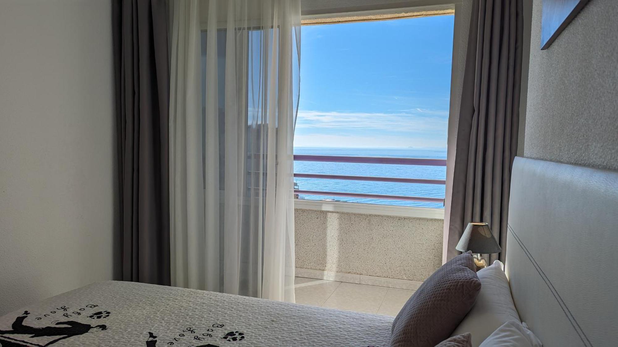 Tropic Mar Sea View Apartments Бенидорм Экстерьер фото