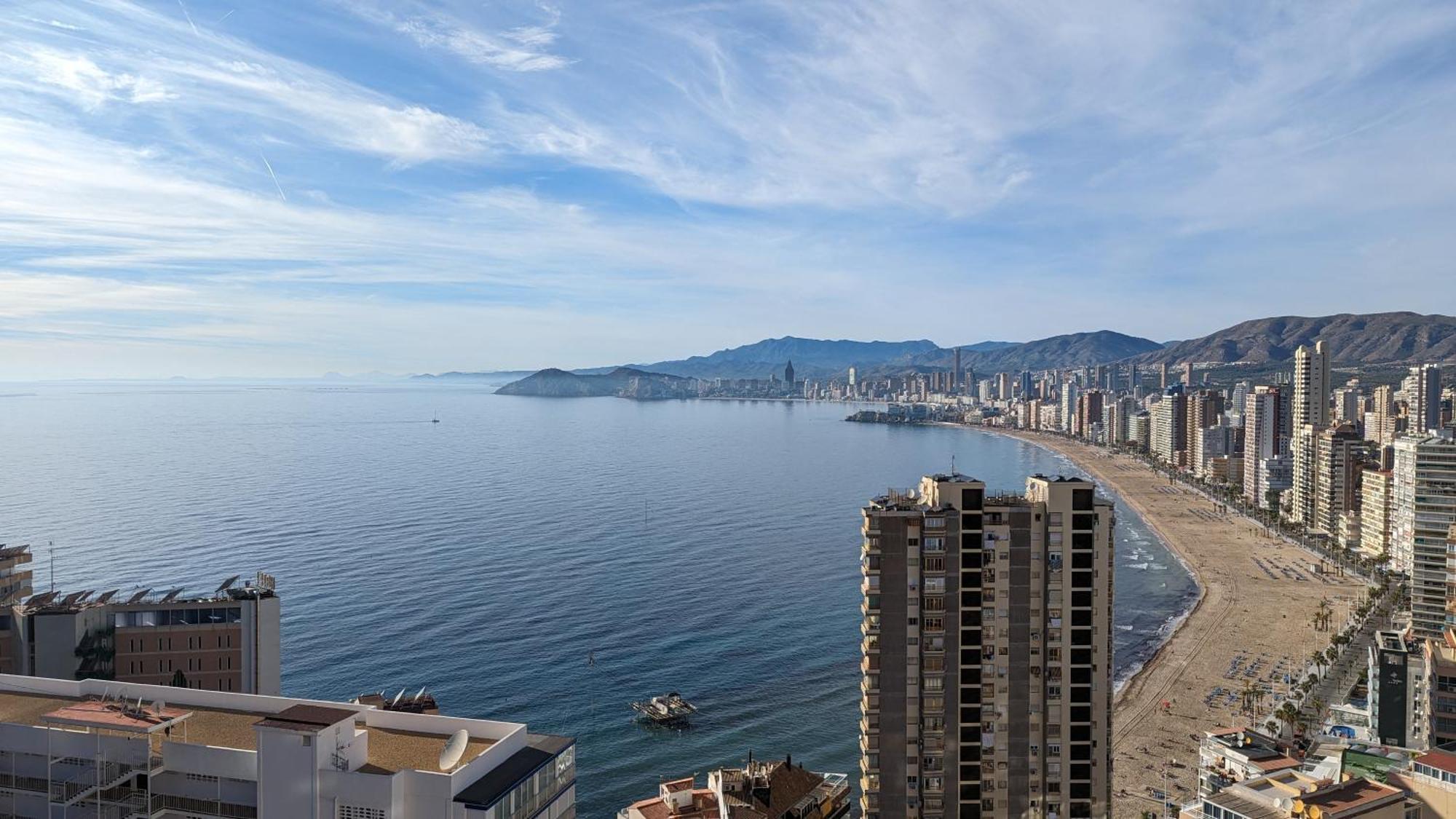 Tropic Mar Sea View Apartments Бенидорм Экстерьер фото